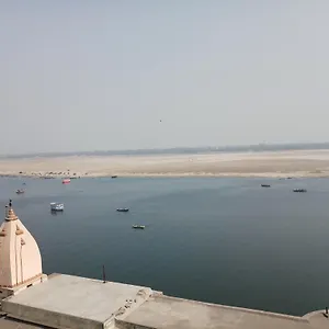 Dwivedi Sri Omkar Palace Locanda